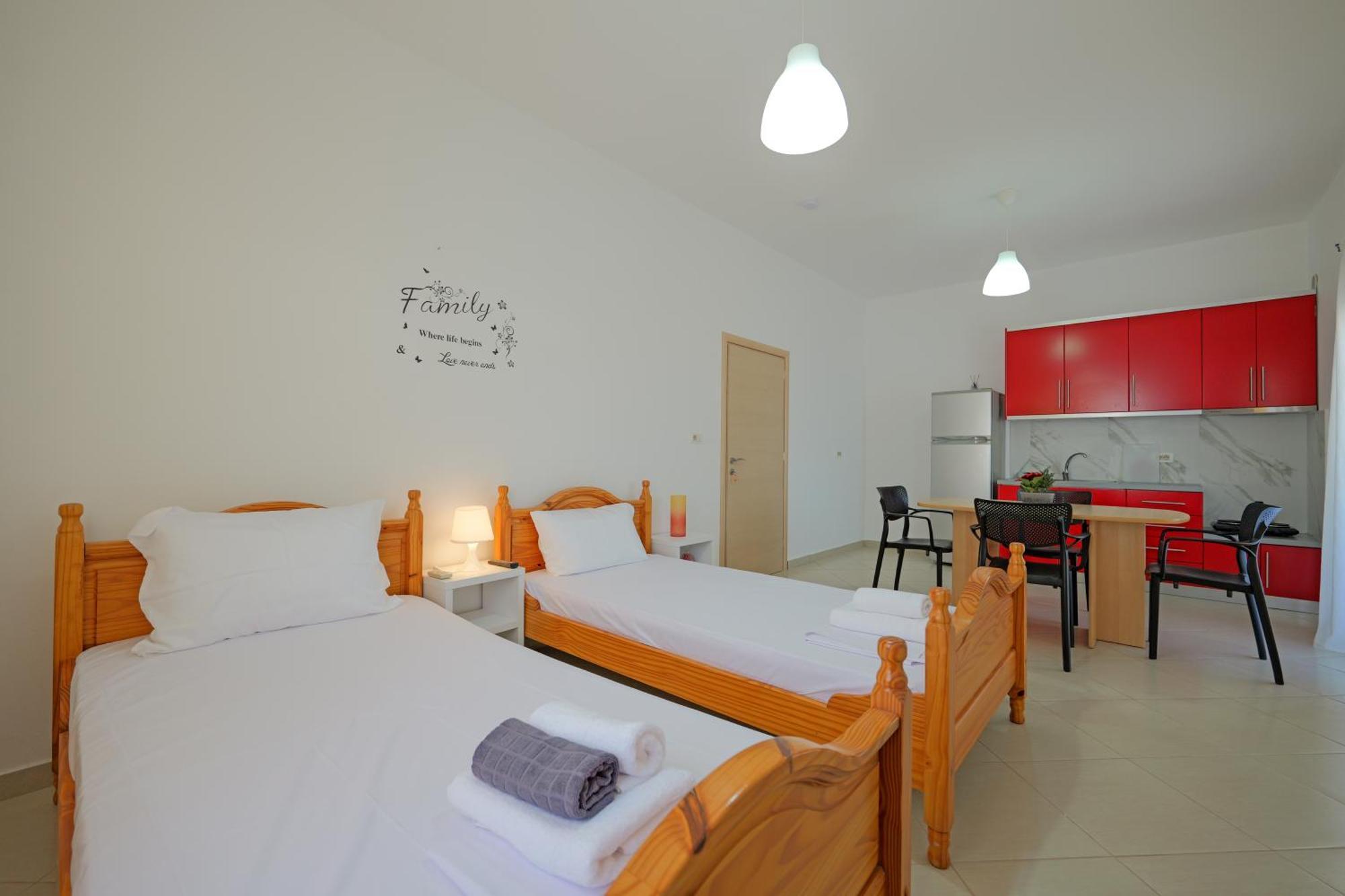 Central Garden Residence Sofia - Free Parking Ksamil Dış mekan fotoğraf