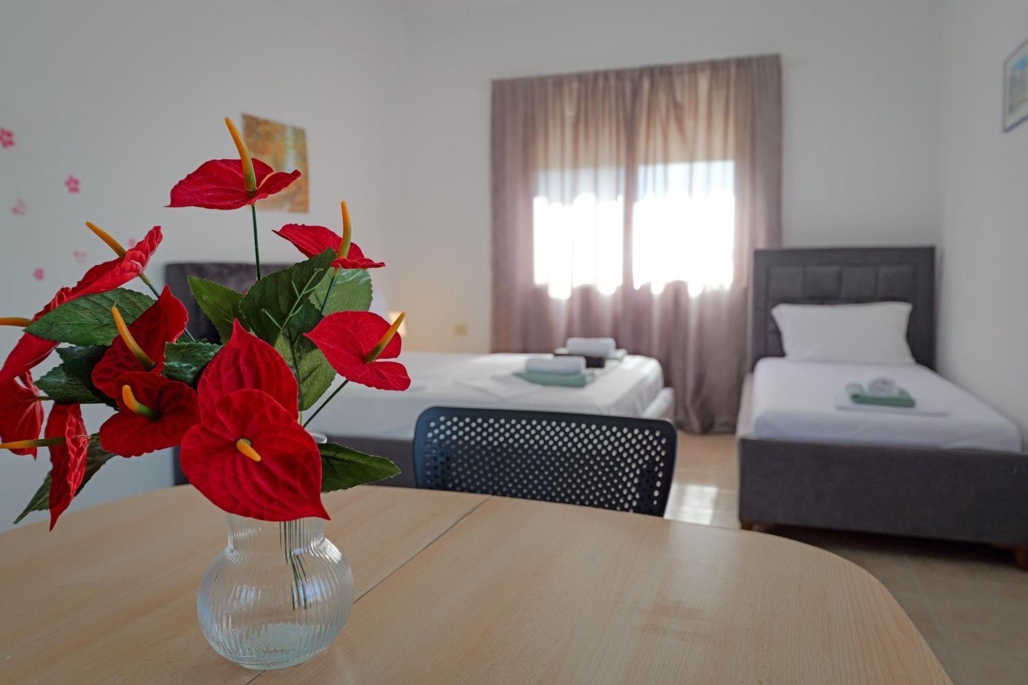 Central Garden Residence Sofia - Free Parking Ksamil Dış mekan fotoğraf