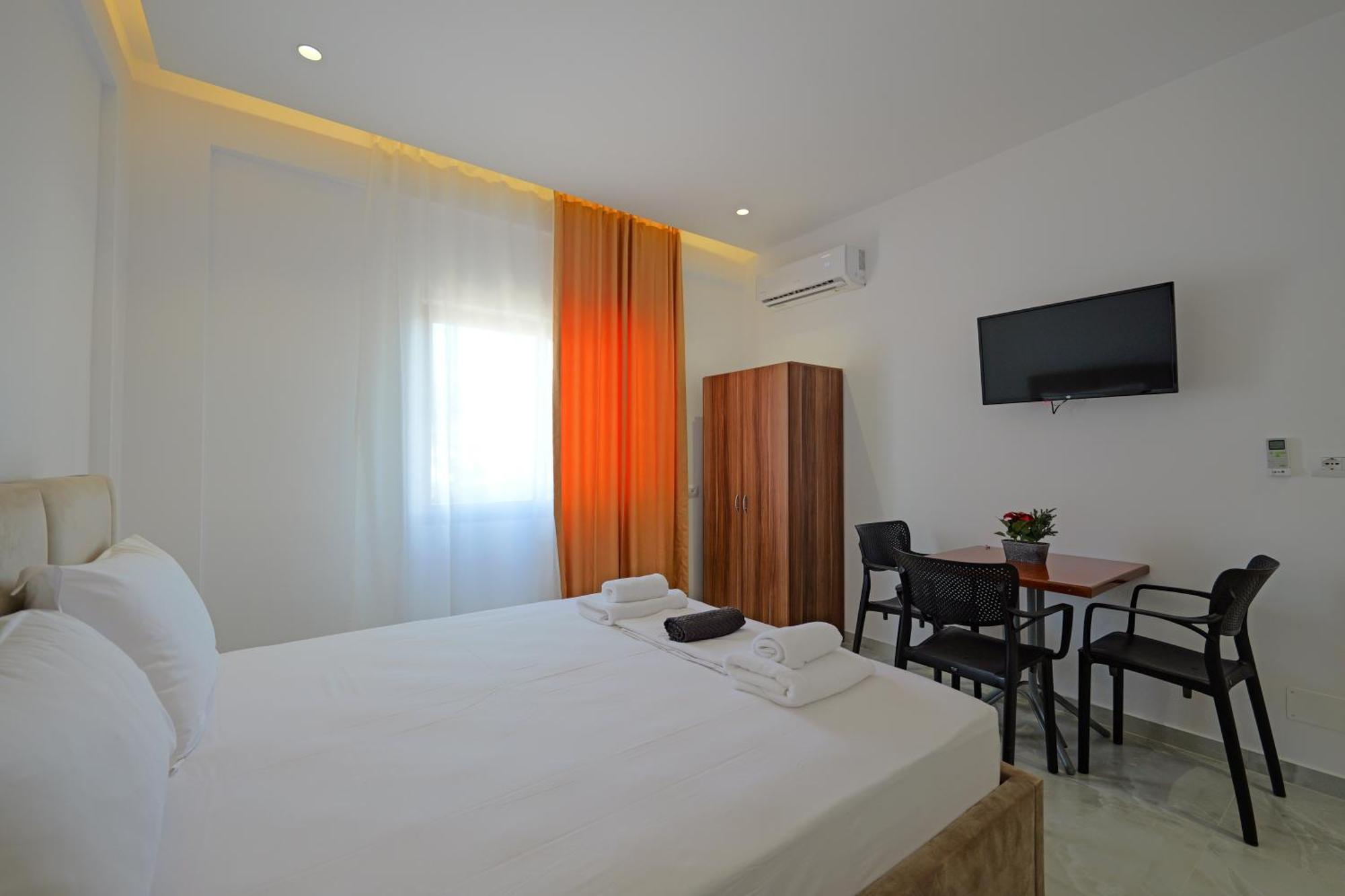 Central Garden Residence Sofia - Free Parking Ksamil Dış mekan fotoğraf