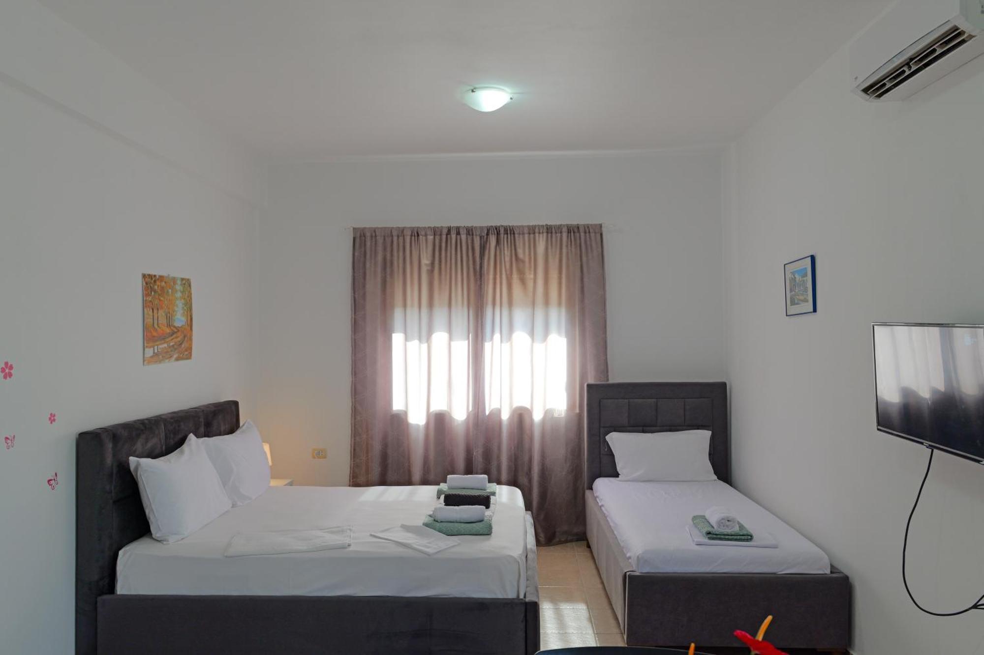 Central Garden Residence Sofia - Free Parking Ksamil Dış mekan fotoğraf