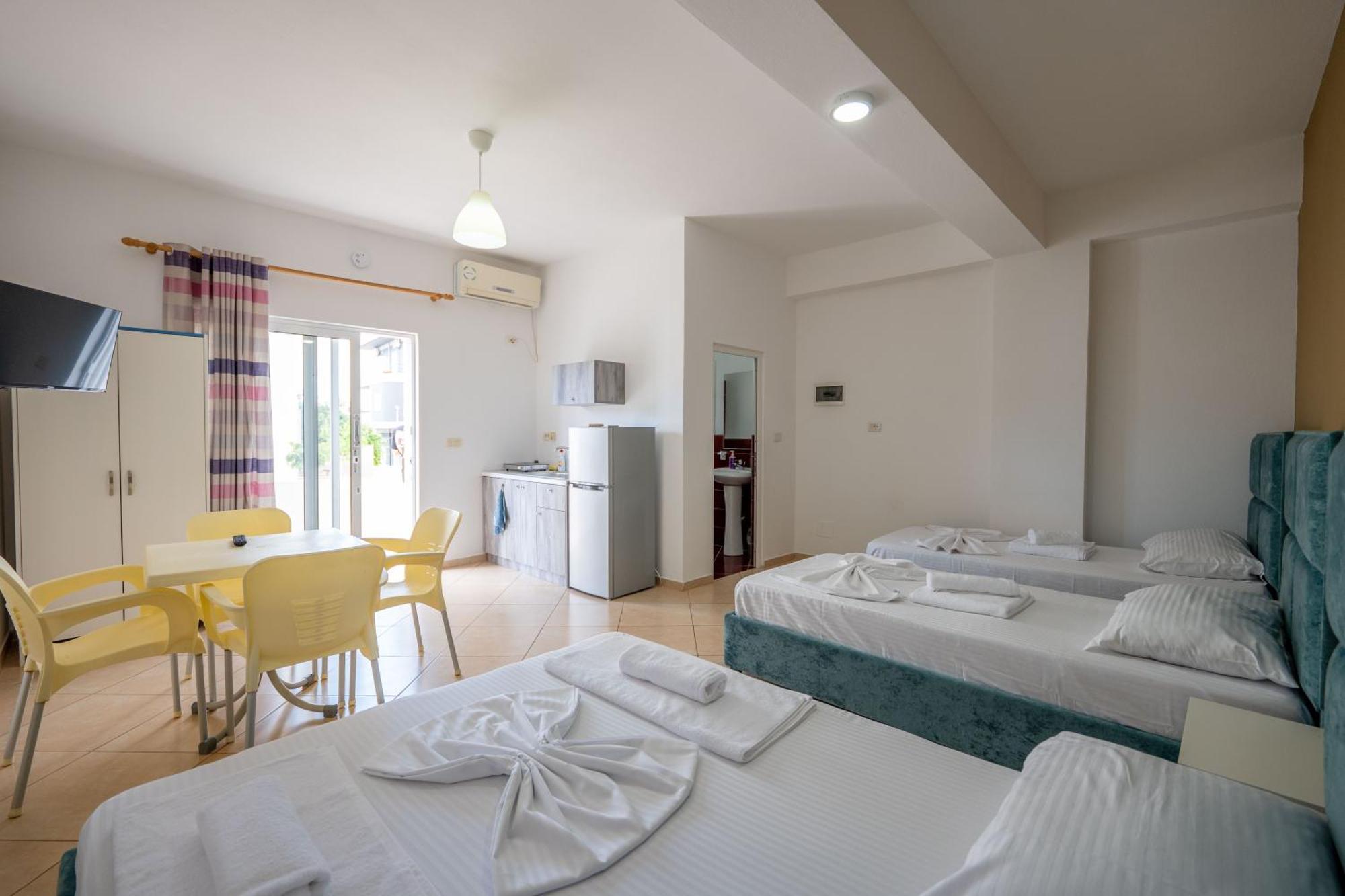 Central Garden Residence Sofia - Free Parking Ksamil Dış mekan fotoğraf