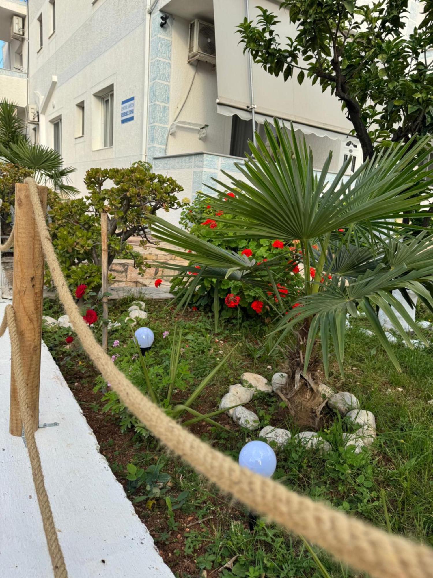 Central Garden Residence Sofia - Free Parking Ksamil Dış mekan fotoğraf