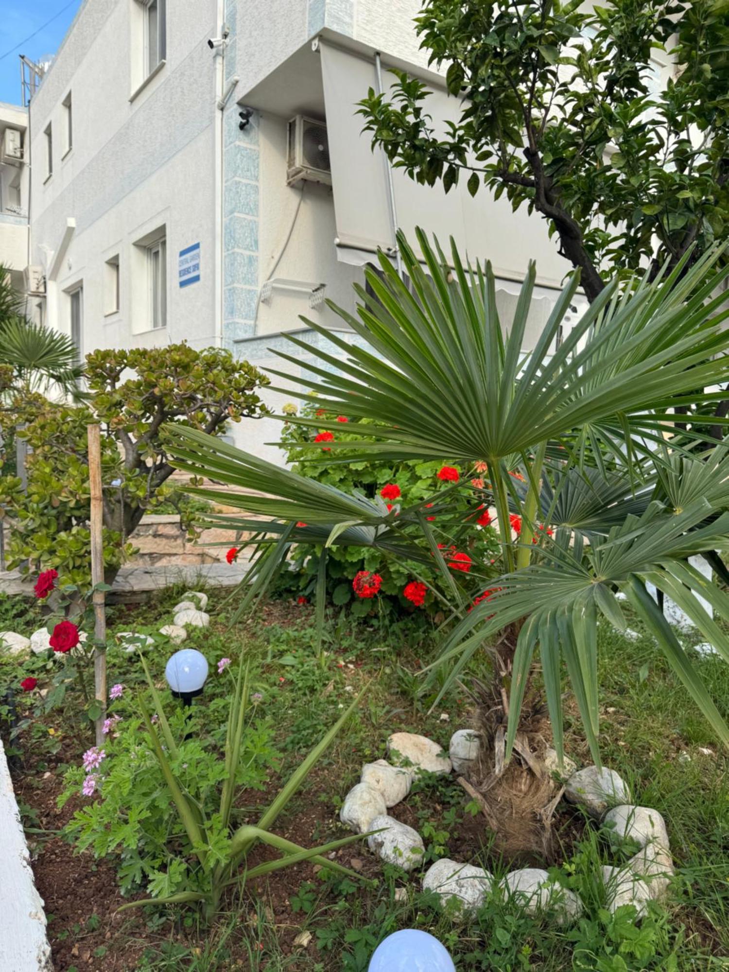 Central Garden Residence Sofia - Free Parking Ksamil Dış mekan fotoğraf